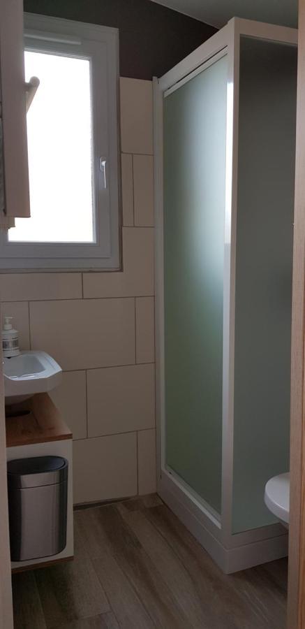 Agreable Petite Maison Proche Joigny Chamvres Екстер'єр фото